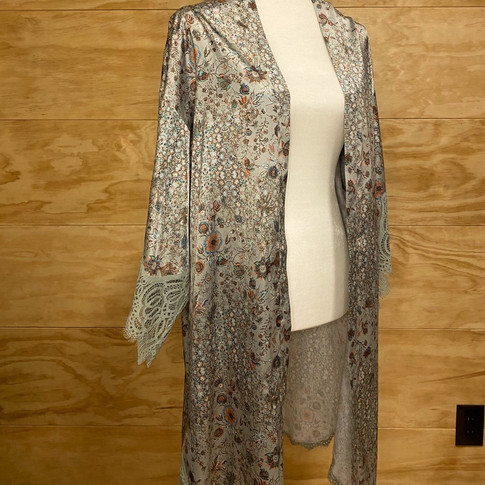 Elegant, Silky Lace-Trimmed Victoria's Secret Robe